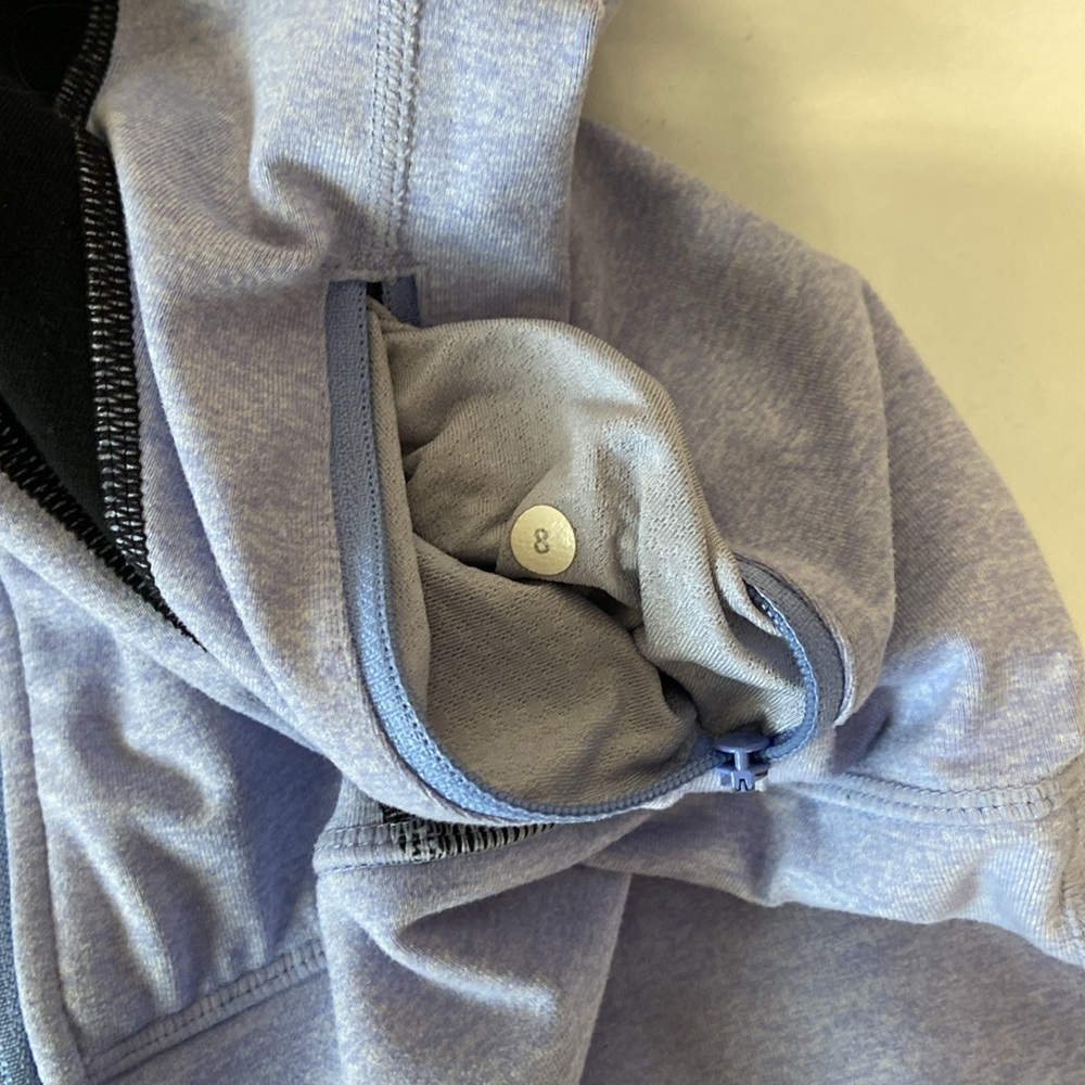 Lululemon Stride Jacket Size 8 - Picture 6 of 9